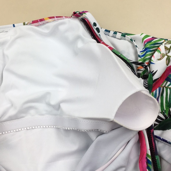 Tempt Me Off Shoulder Tropical Swimsuit NWT - Picture 4 of 9